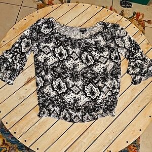 💥4 for $25💥 women's 18-20 Blouse